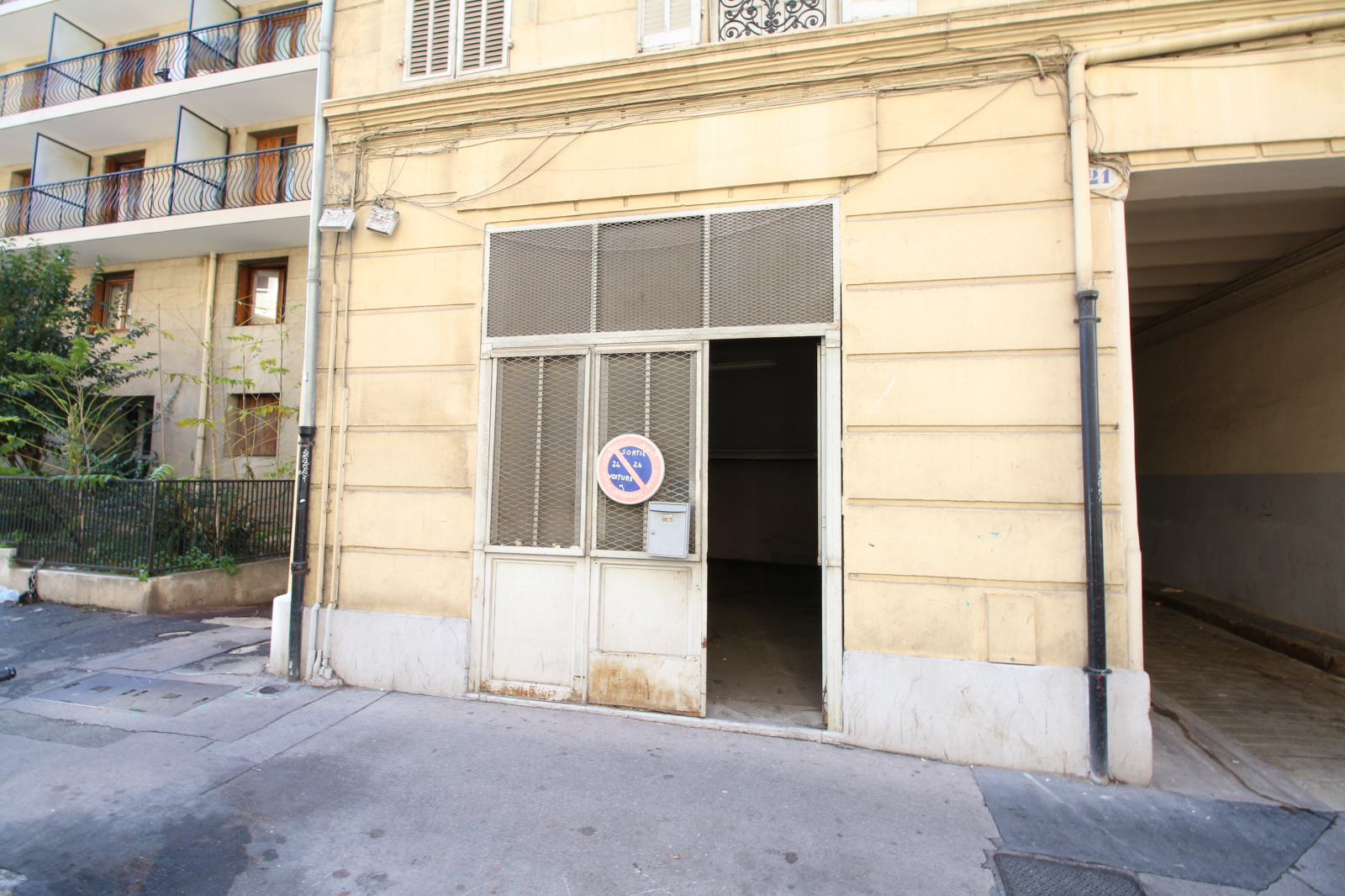 Image_, Entrepôt, Marseille, ref :13lc